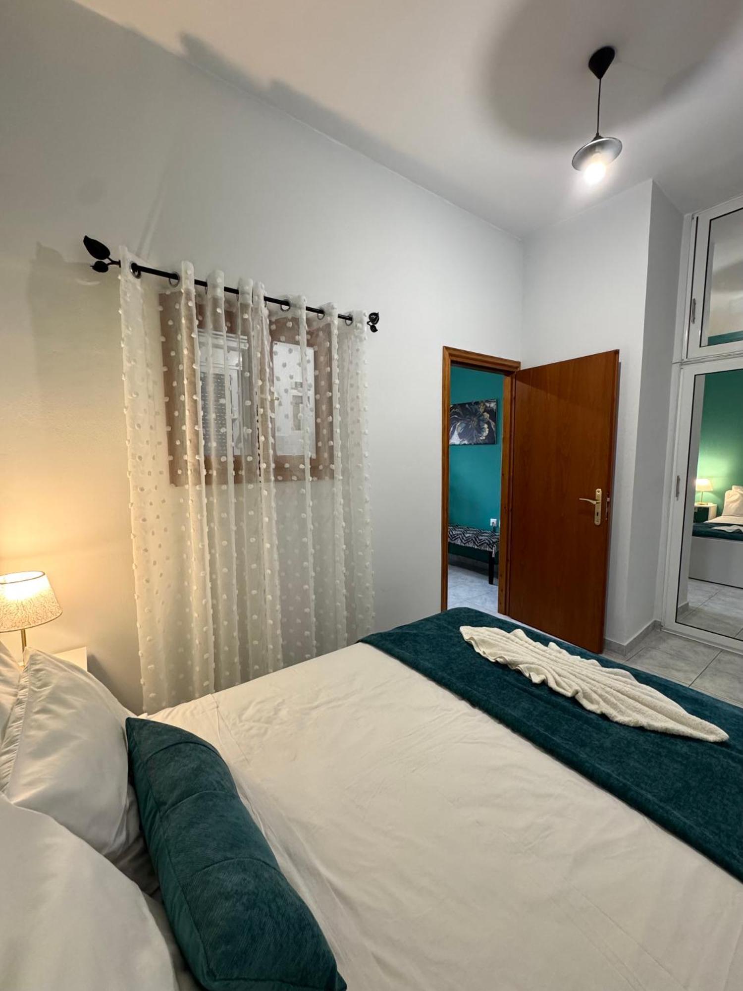 8 Street Studio. Apartment